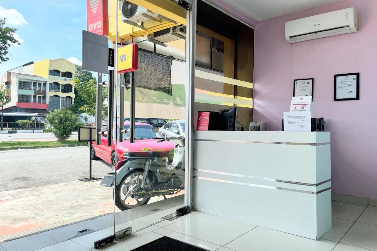 Oyo 90334 Mawlaya Hotel Bayan Lepas Ngoại thất bức ảnh
