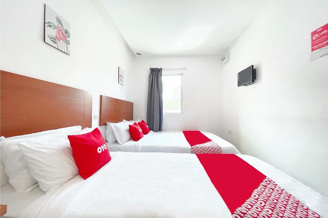 Oyo 90334 Mawlaya Hotel Bayan Lepas Ngoại thất bức ảnh